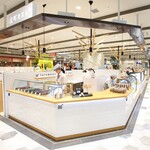 立町カヌレ+ - ekie　KITCHEN内のお店です。