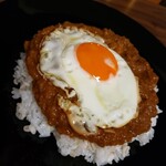 コスギカレー - オリジナルチキンカレー (濃すぎチキンカレ－中辛) 
            