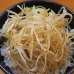 横浜ラーメン てっぺん家 - ランチセットの(木)ぶっかけ飯