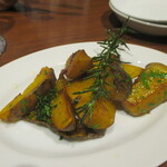 伊酒リア - 北海道産熟成インカのめざめのフリット（660円）