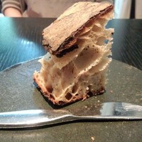 ラ・ボンヌターブル - 