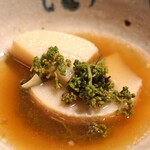 麻布 幸村 - タケノコを花山椒と味付け花山椒で