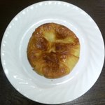Bekarishoppurupa - BAKERY & CAFE"Le repas"吉祥寺店「クイニーアマン」