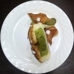 Bekarishoppurupa - BAKERY & CAFE"Le repas"吉祥寺店新作「宇治抹茶小豆デニッシュ」のカット断面