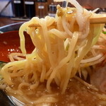 三宝亭 - 中太ちぢれ麺