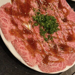 Nikusousaku To Sendai Gyuu Ittougai Yakiniku Baku Fu - 