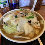 一発ラーメン はしご屋 - ファイト一発ラーメン大盛り極太麺、ニンニクまし、味濃いめ、麺かため