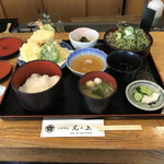 お食事処　尾の上 - 茶そば定食