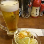 鶏○酒場 - 生ビール、お通し