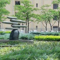 ポム・ダダン - 