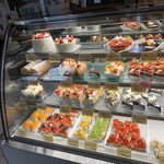 イチゴ屋けんちゃん&モントロー - 内観