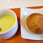 宿場町矢掛の侍イタリアン  - コースのスープとパン