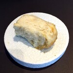 プレゼンテ スギ - チーズとバターのパン