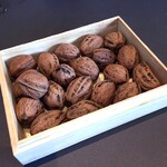 プレゼンテ スギ - 鬼胡桃