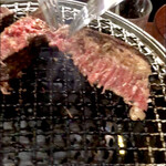 オカダ食品株式会社 - 和牛極上ヒレ肉 フォークで割く！