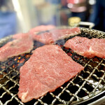 オカダ食品株式会社 - 焼きしゃぶ ひうち 焼き焼き風景
