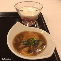 中国料理 豪華 - 豆腐､占地茸､榎茸の餡掛け､苺車厘と酸奶の甜品