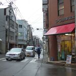 ヨーロッパ軒 - JR福井駅から徒歩15分、商店街の角に佇む「ヨーロッパ軒 総本店」