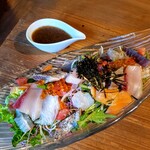 居酒屋 まんぜん - 海鮮お刺身サラダ　1065円