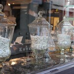 エーグルドゥース - 店頭