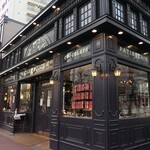 エーグルドゥース - 外観