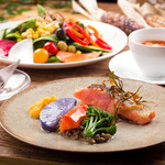 野菜がおいしいレストラン LONGING HOUSE - 信州サーモンの軽いポアレ（ランチ&ディナー）