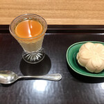 日本料理 太月 - フルコース１６５００円（総額）。蜂蜜プリン、アイスクリーム入り最中。デザートも手抜かりなく、とても美味しかったです（╹◡╹）