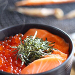 Seafood porridge with salmon and salmon roe