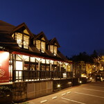 ワイン酒場。LONGING HOUSE 軽井沢 - 