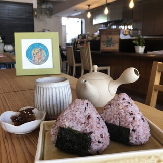 茶と糀つきあかり_2