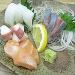 季節料理 藤原 - 日替わりセットの刺身盛合せ