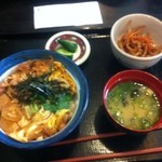 そば地酒処 司 - 親子丼