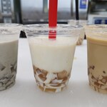 わがし屋さんのあんぱん - ドリンク写真:わらび餅ドリンク