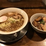 らー麺屋台 骨のzui - 料理