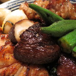 鳥しき - 焼鳥丼３