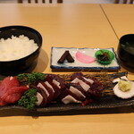 黄金寿司 - 鯨刺身定食