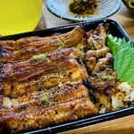 まんまる - 肝のせ弁当　ご飯大盛り　タレ多め