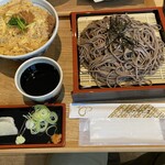 十六番 - 杜仲茶ポークカツ丼セット