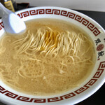 双喜紋 - 先に具を食べ、素ラーメンにしました( ^ω^ )