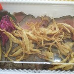 ビストロ リュバン - ローストビーフ＆ステーキ丼  990円