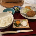 Shimada - カニクリームコロッケ定食