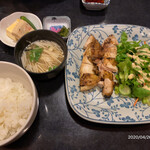 Toriichi - ももみ定食900円