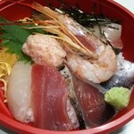 山陰海鮮炉端かば - 海鮮丼 800円(税込)