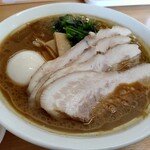 らーめん専門店 真打 - 焦がし醤油+チャーシュー+味玉