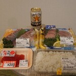 アピタ - 料理写真:今回アピタで買ったもの。ビールも勿論アピタ。