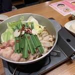 Hakata Motsunabe Yamaya - 博多もつ鍋 あごだし醤油、1490円×2