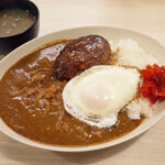 トンテキ食堂8 - カレーライス(800円)+目玉焼き(100円)+ミニバーグ(300円)