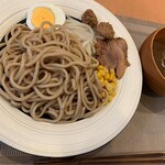 麺や而今 - おみやげ：魚介鶏豚骨つけ麺(並) (調理例)