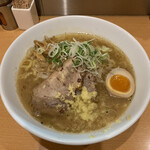 麺屋 すずらん - Wスープ味噌らーめん　¥850