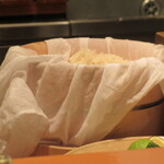 天寿し - 季節で酸味の変わるシャリ、温度は人肌